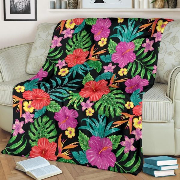 Hibiscus Red Hawaiian Flower Soft Fleece Blanket - Image 2